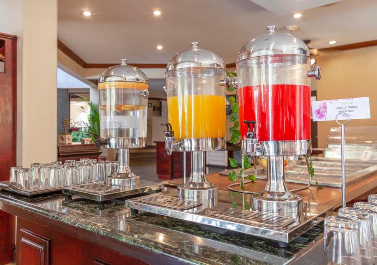 Wyndham San Jose Herradura Luaran gambar Juice dispensers