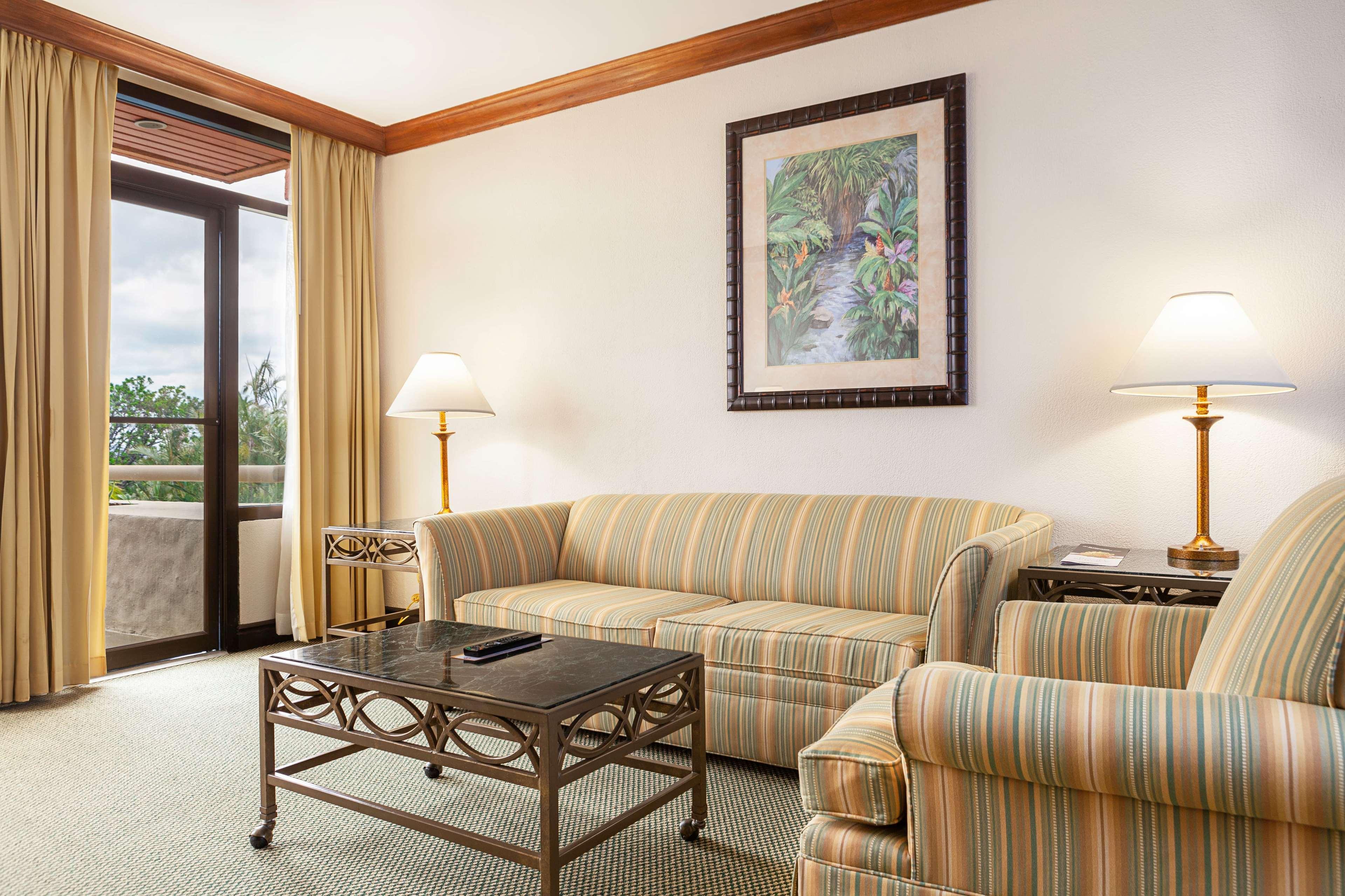 Wyndham San Jose Herradura Luaran gambar Living room