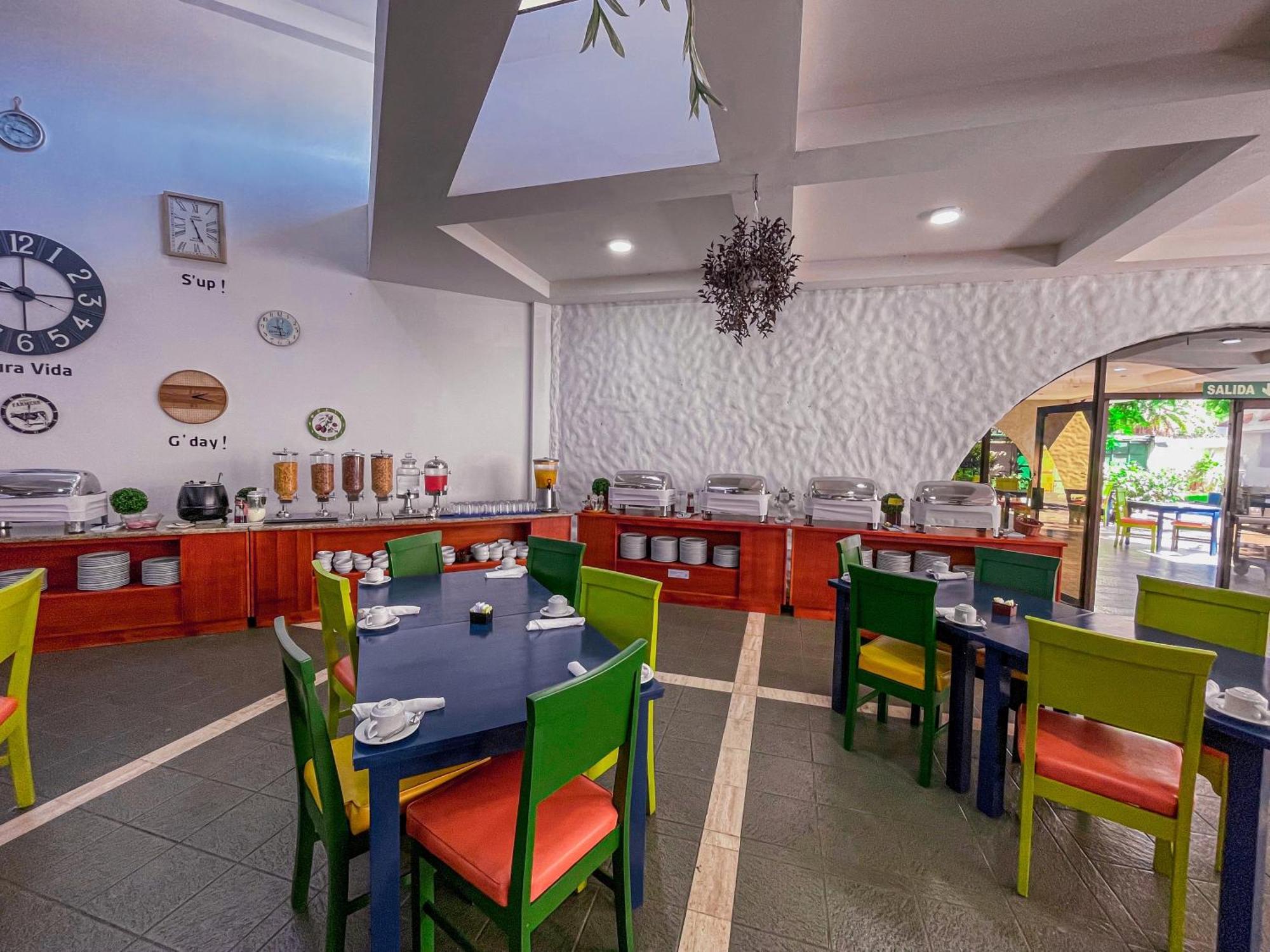 Wyndham San Jose Herradura Luaran gambar The restaurant